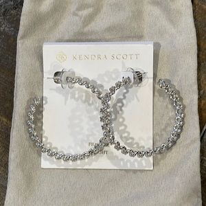 Kendra Scott Fallyn Hoop Earrings in Silver